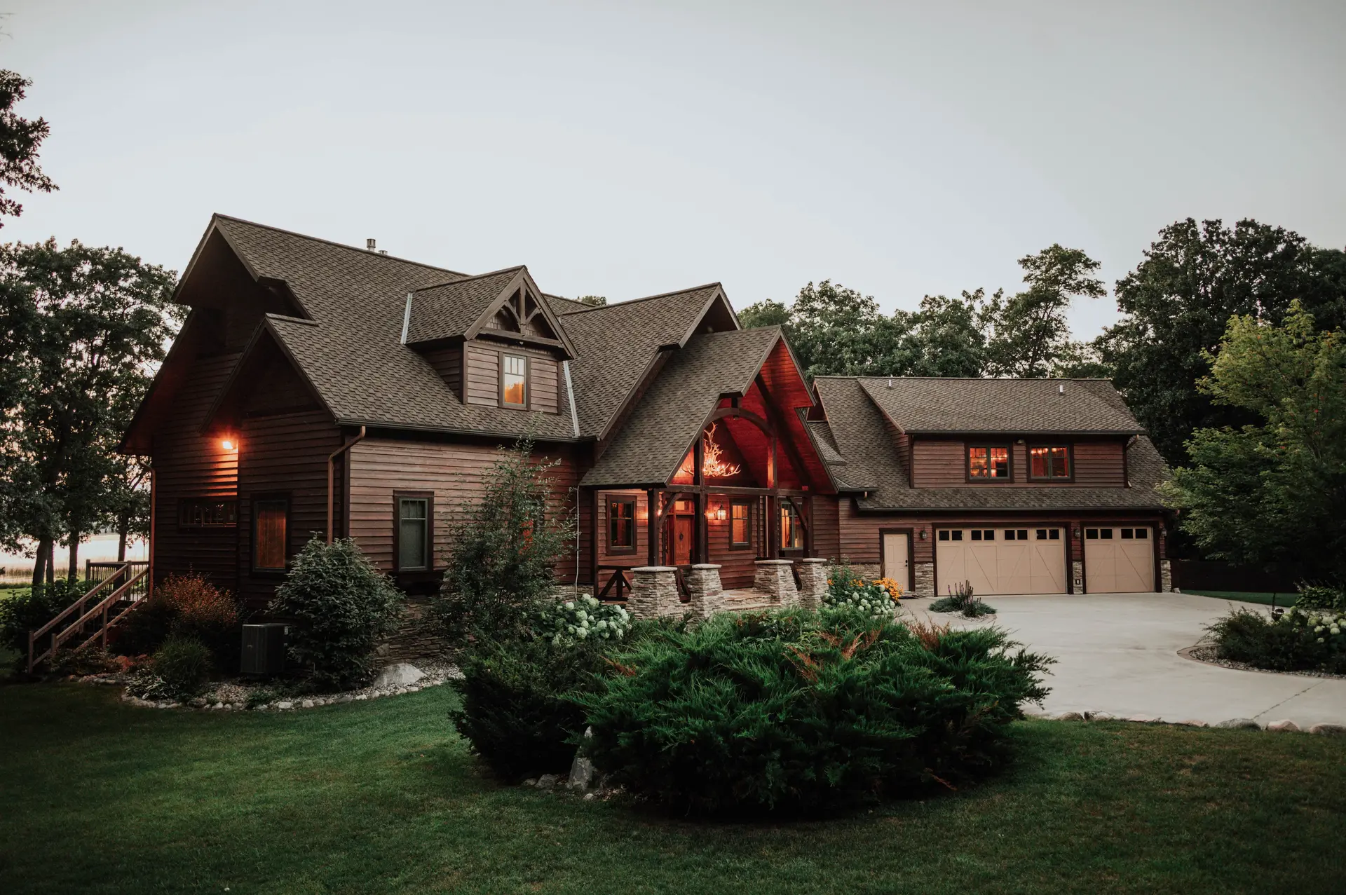 Luxury vacation home available for purchase in the Brainerd Lakes Area, Minnesota